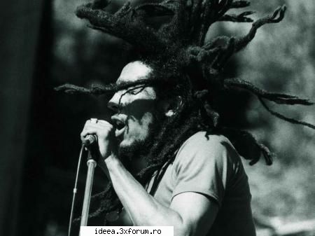 poze:))))) - mda...aici o poza super mishto cu bob marley pe - Muzica&Filme
