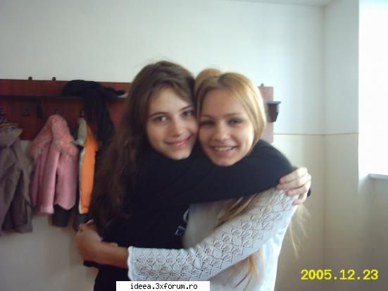 pozutze cu voi :) - Ideea vs. Freezy, be aware of those girls....We - Poze